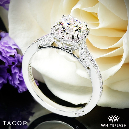 Tacori-Dantela-Crown-Diamond-Engagement-Ring-in-Platinum-from-Whiteflash_46725_27491_g-59708